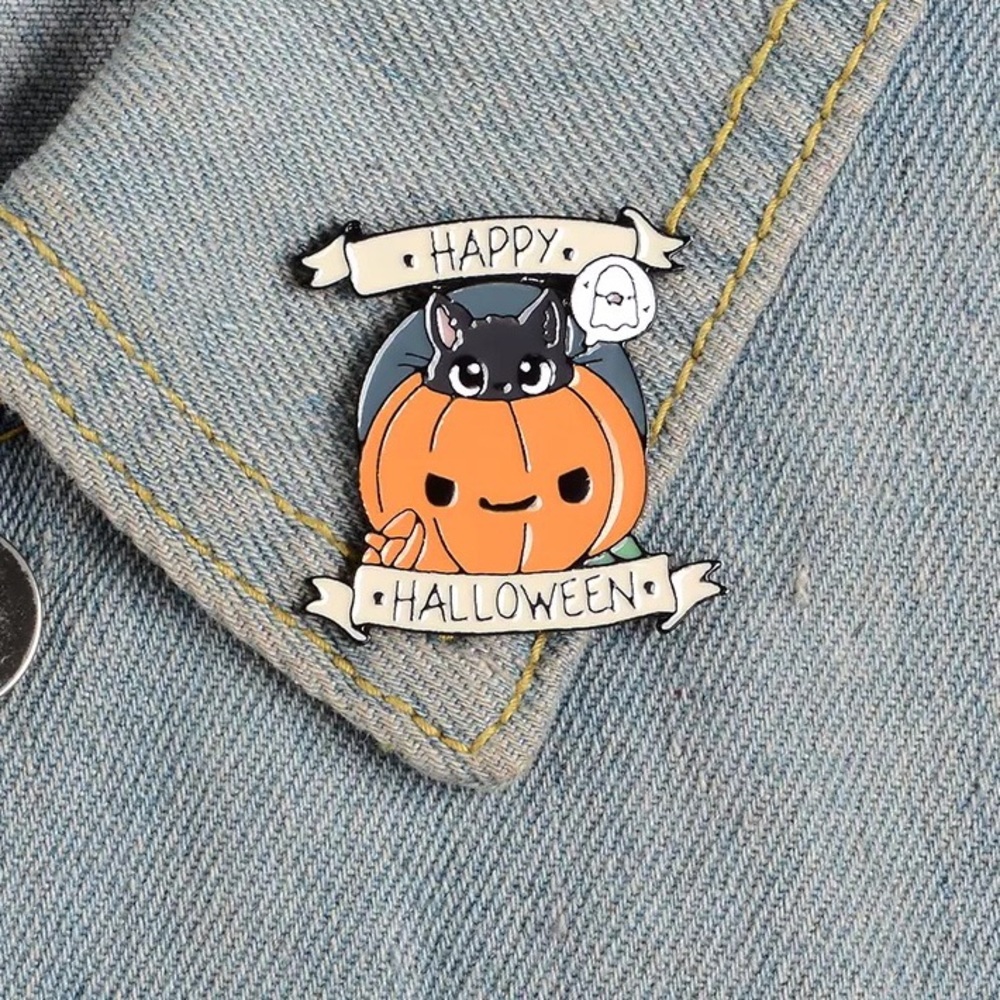 🎉 New Happy Halloween Black Cat in a Pumpkin Pin